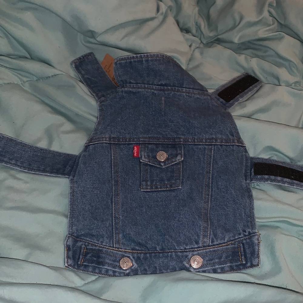 Levi dog denim jacket
